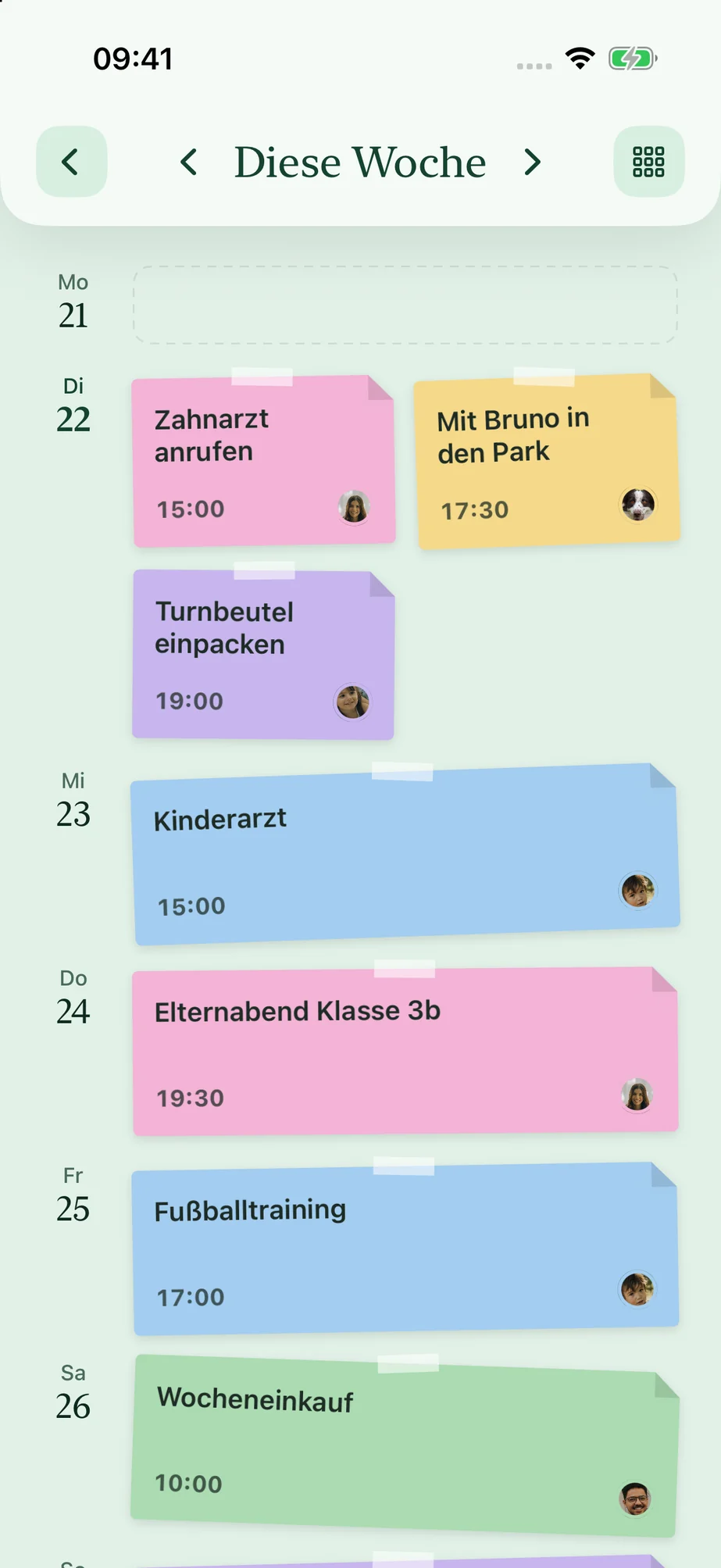 Die Wochenansicht von Nestwerk: Aufgaben als farbige Zettel je Tag